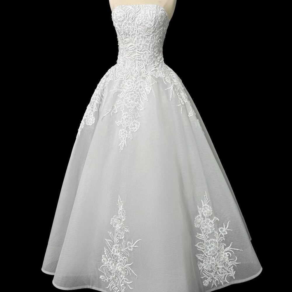 Preloved US 2 Anna Augusta Custom Bridal Gown